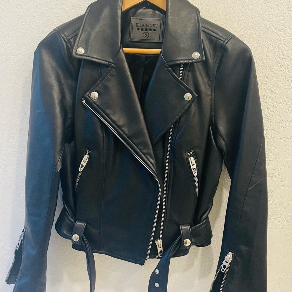 Blank NYC Women's Black Vegan Moto Jacket Size Small - Picture 2 of 4